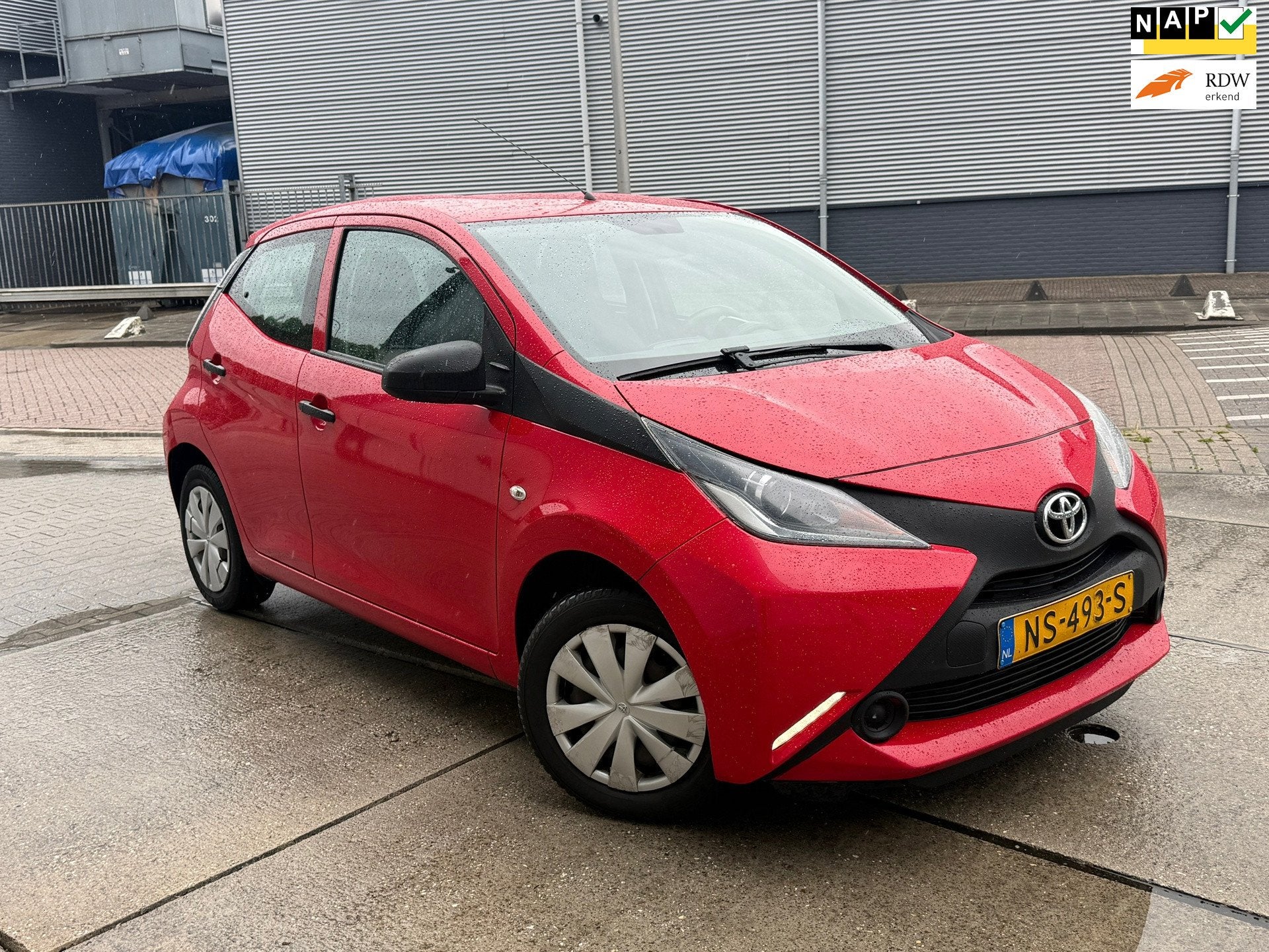 Toyota Aygo 1.0 VVT-i x-fun AIRCO 5DR NEW APK, Voorwielaandrijving, Gebruikt, Euro 6, 4 stoelen
