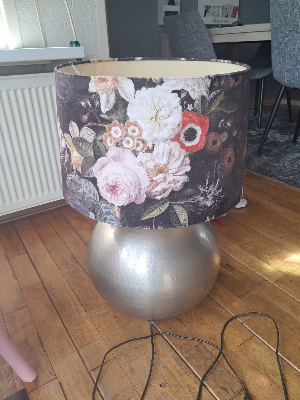 Stijlvolle tafellamp met bloemenprint kap, Huis en Inrichting, Ophalen, E27 (groot)