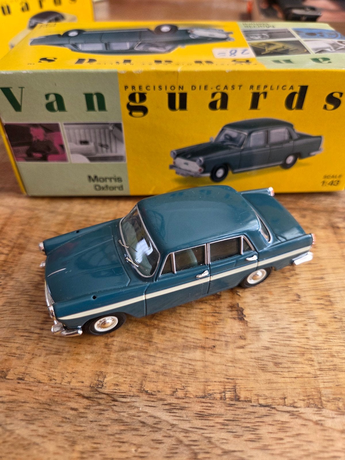 Vanguards Morris Oxford schaal 1:43, Overige merken, Auto, ., Ophalen of Verzenden