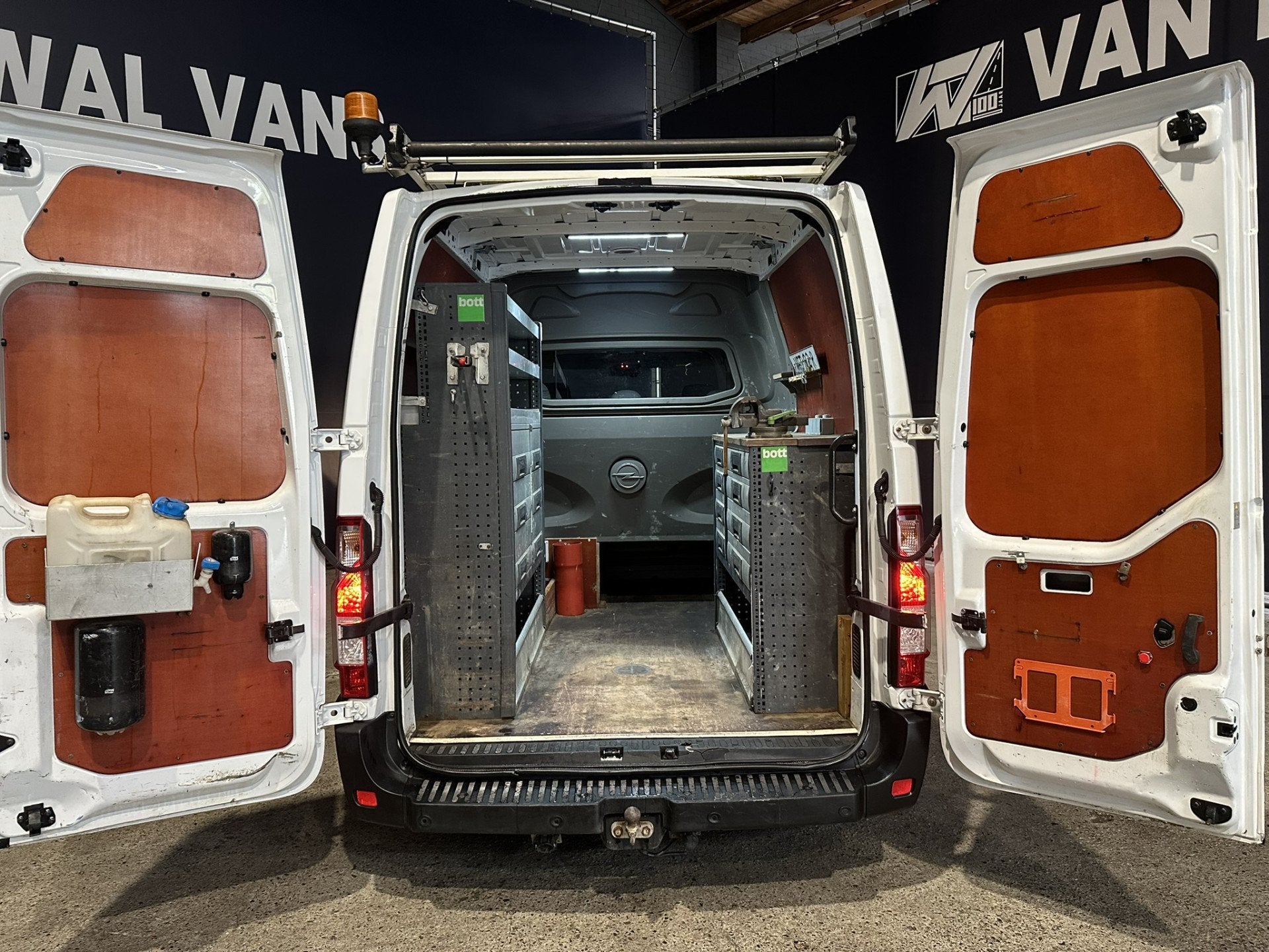 Opel Movano 2.3 Turbo 150pk L2H2 Dubbele Cabine Inrichting E, Voorwielaandrijving, Stof, Gebruikt, 4 cilinders