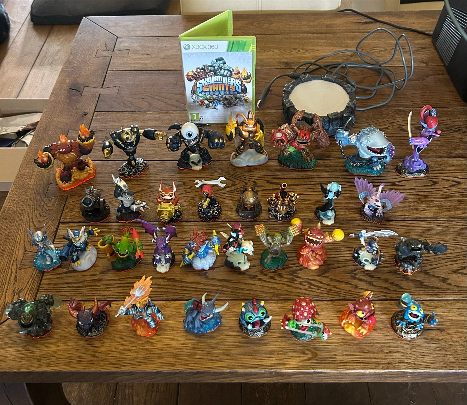 Grote Skylanders Giants collectie voor Xbox 360, Gebruikt, 2 spelers, Vanaf 7 jaar, Ophalen