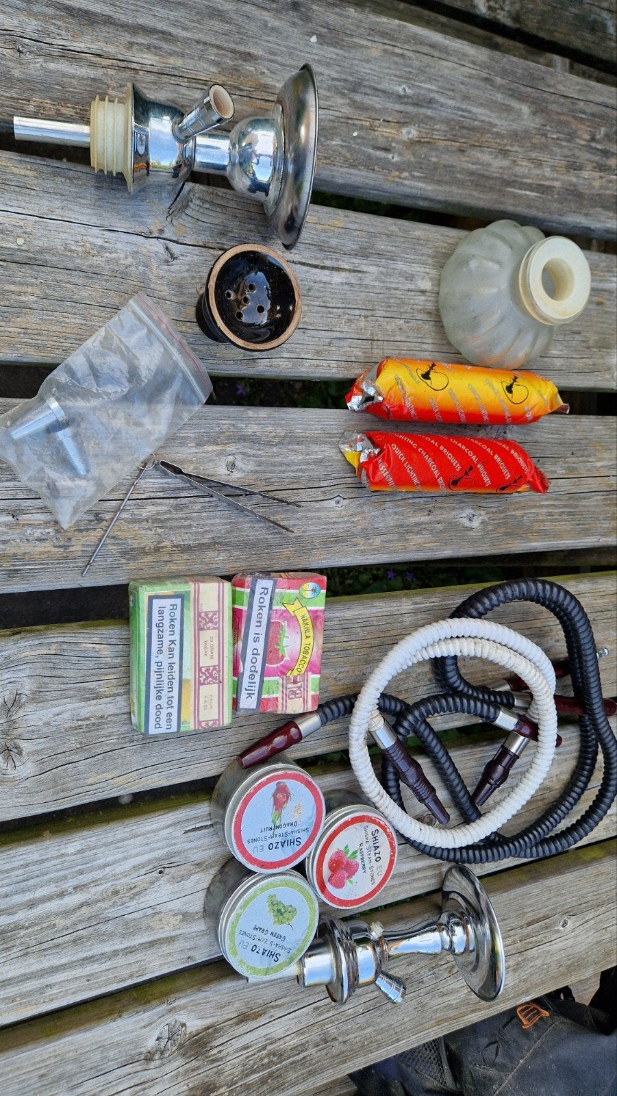 Complete waterpijp set met accessoires en smaken, Ophalen of Verzenden, Gebruikt, (Water)pijp