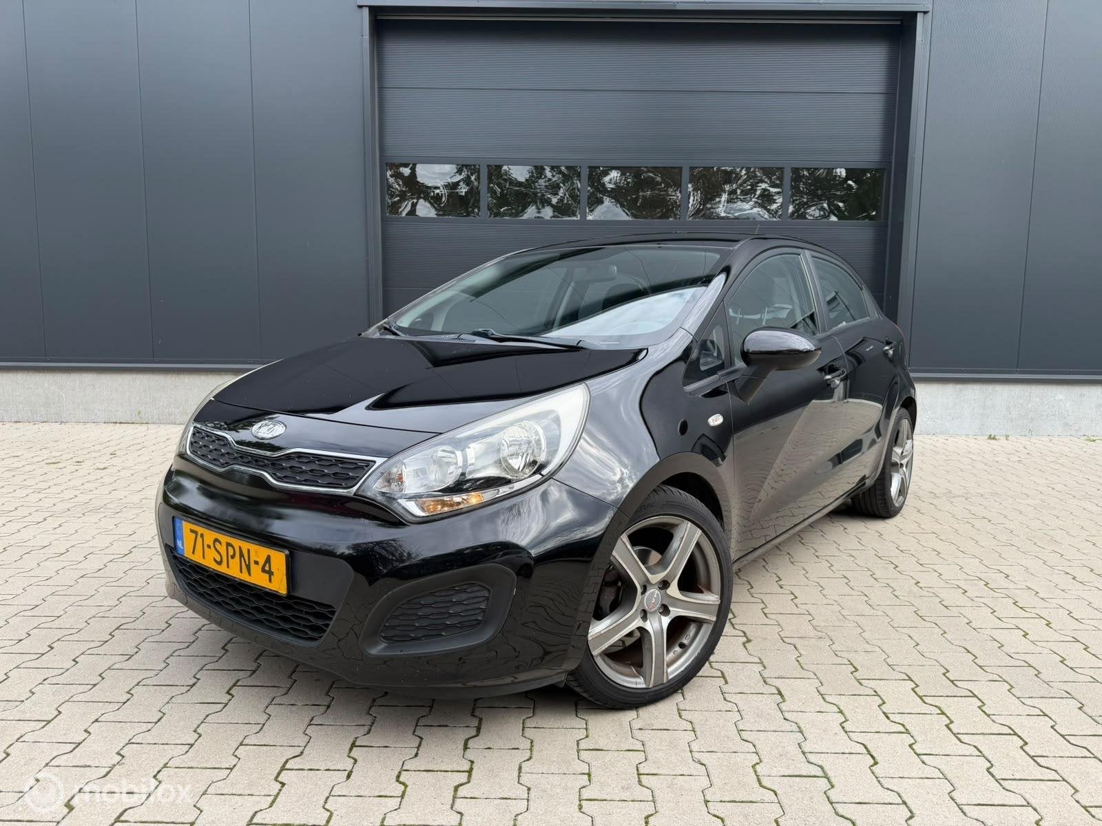 Kia Rio 1.2 CVVT Comfort Pack In I APK I NAP I 1e EIG I, Euro 5, 4 cilinders, Zwart, Origineel Nederlands
