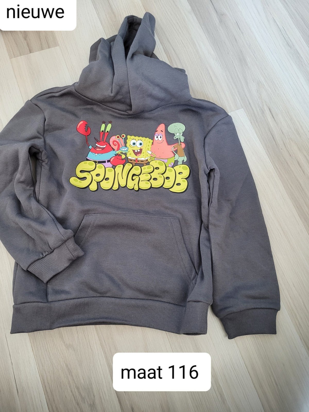 Nieuwe SpongeBob hoodie - Maat 116, Ophalen of Verzenden, Nieuw, Jongen of Meisje, Trui of Vest