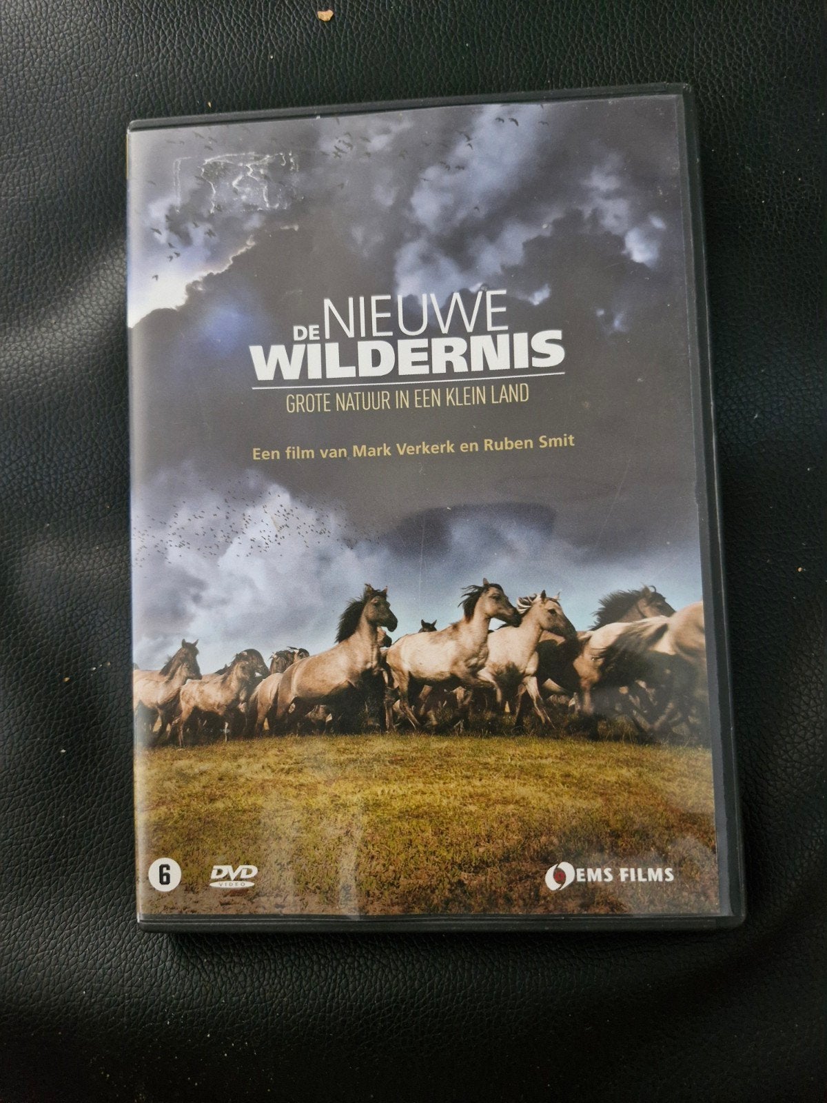 De Nieuwe Wildernis DVD - Natuurfilm over de Oostvaarderspla, Cd's en Dvd's, Dvd's | Documentaire en Educatief, Zo goed als nieuw