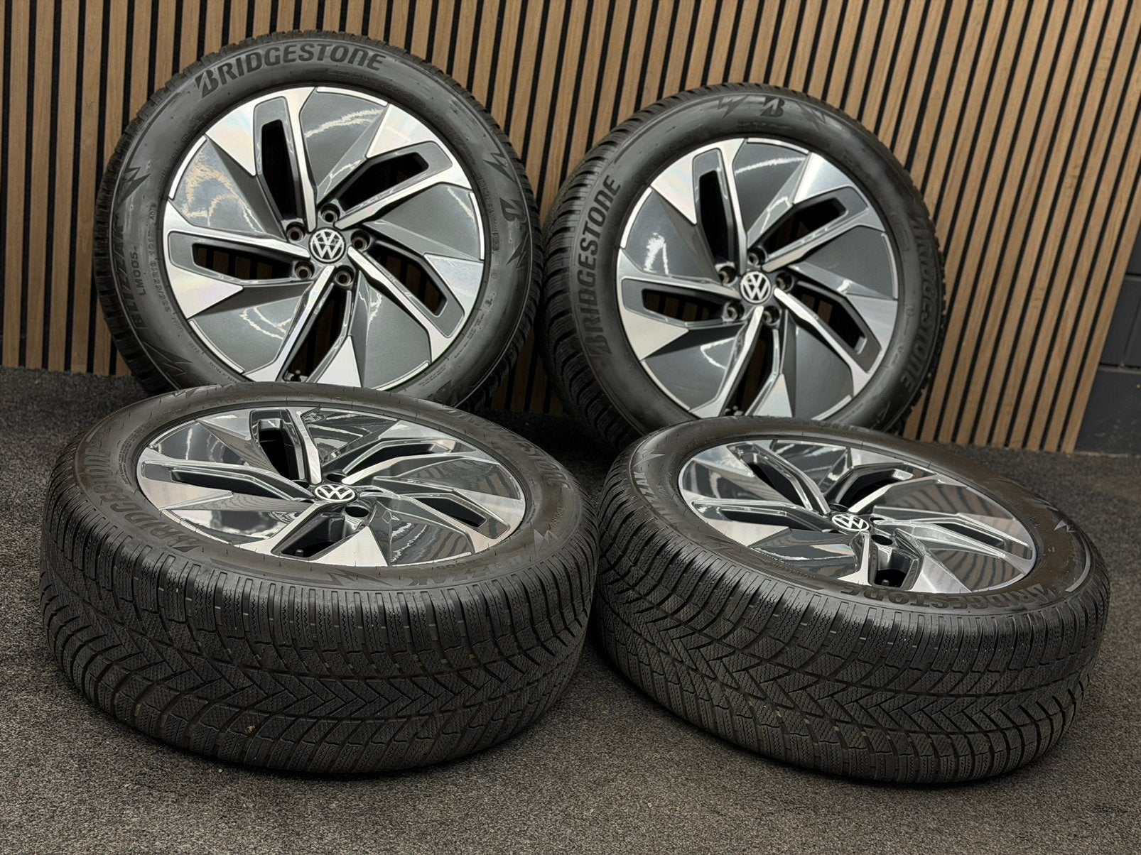 WINTER! Originele 19 inch VW ID.4 ID.5 Hamar Bridgestone AO, Auto-onderdelen, Banden en Velgen, ., Banden en Velgen, Winterbanden