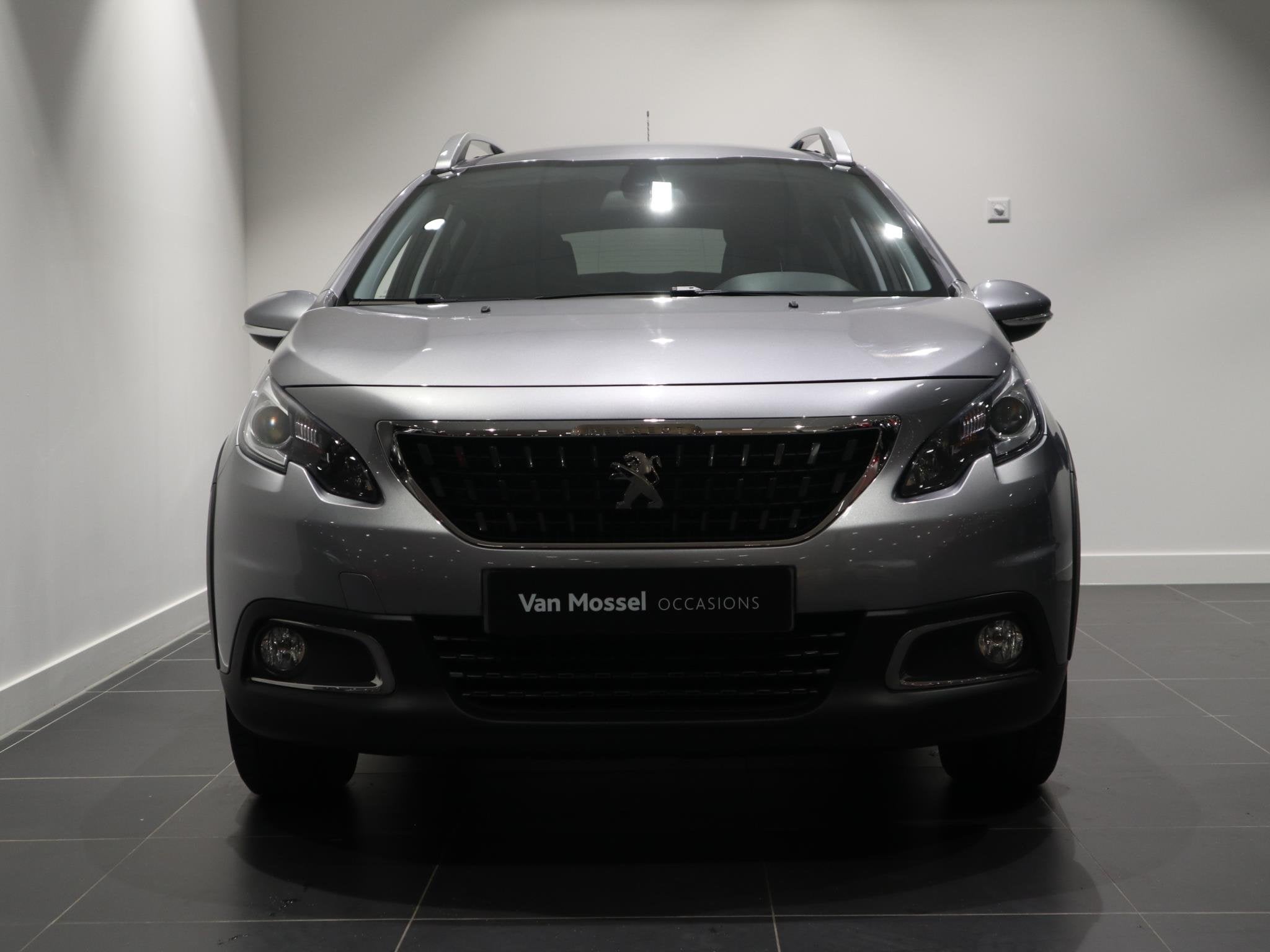 Peugeot 2008 Signature - NAVIGATIE - AIRCO - PARKEERSENSOREN, 12 maanden, Stof, 1199 cc, Origineel Nederlands
