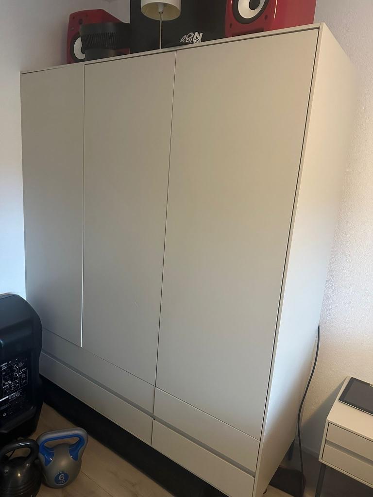 Slaapkamer Kast+ Nachtkastjes, Huis en Inrichting, Slaapkamer | Nachtkastjes, Ophalen, 70 cm of meer, Hout, 65 cm of meer