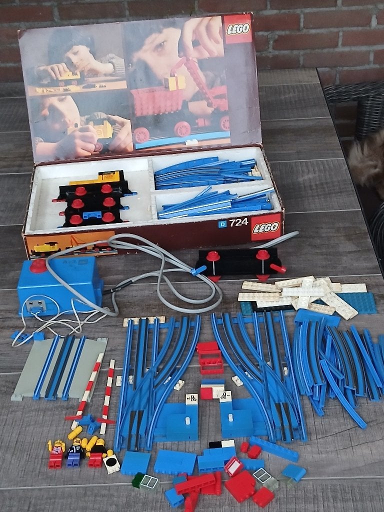 Vintage Lego Set Trein 724  en meer!, Kinderen en Baby's, Speelgoed | Duplo en Lego, Gebruikt, Overige thema's, Lego, Ophalen of Verzenden