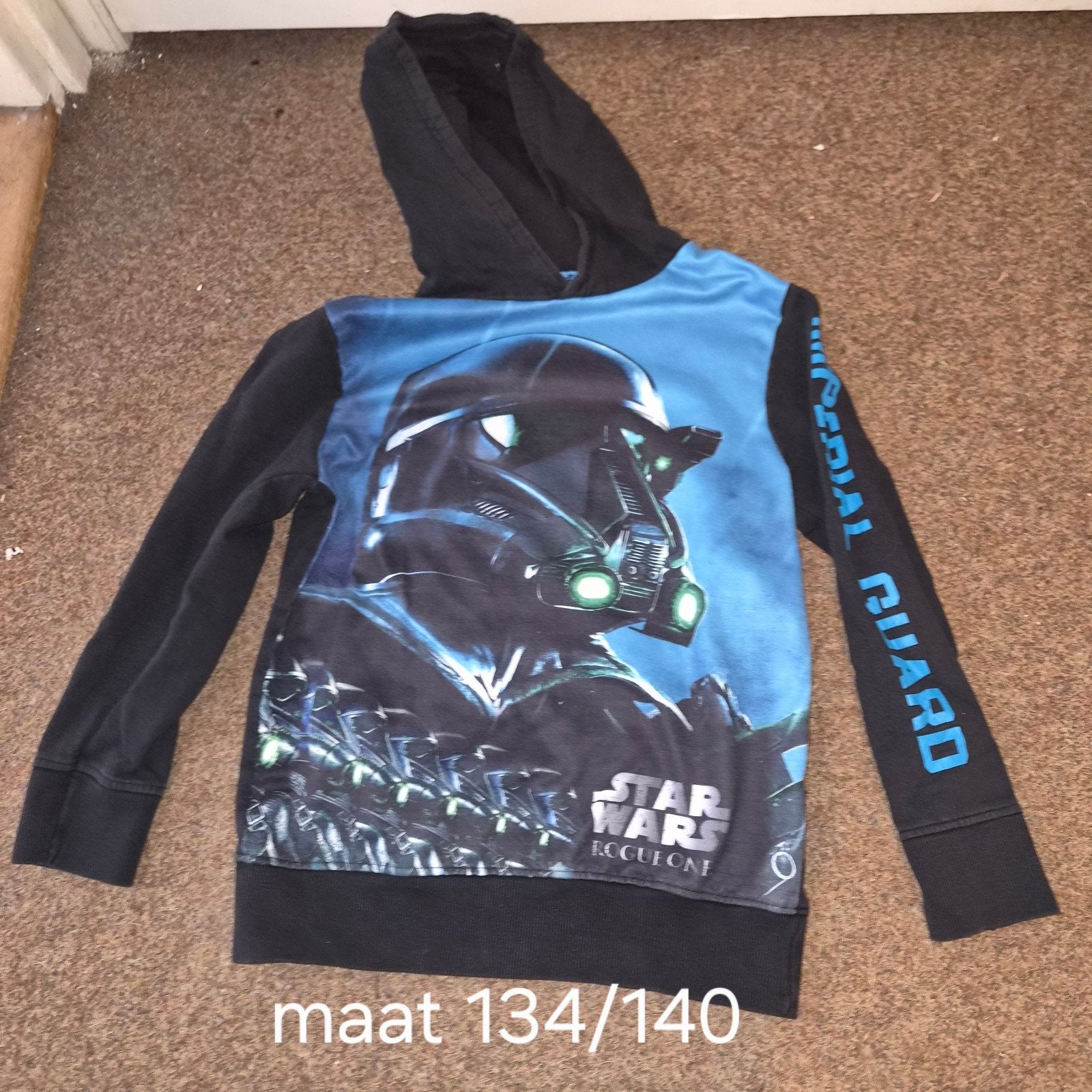 trui star wars, Kinderen en Baby's, Kinderkleding | Maat 134, Ophalen of Verzenden, Zo goed als nieuw, Jongen, Trui of Vest