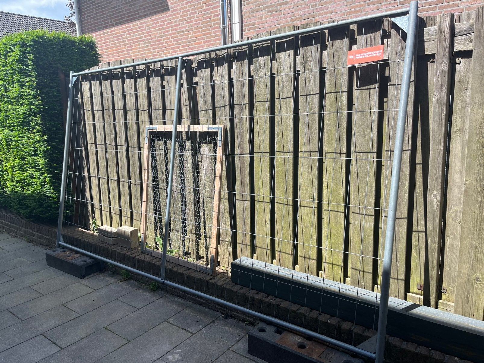 Bouwhek te huur €10,- per week, Ophalen, Minder dan 3 meter, Zo goed als nieuw, Minder dan 1 meter