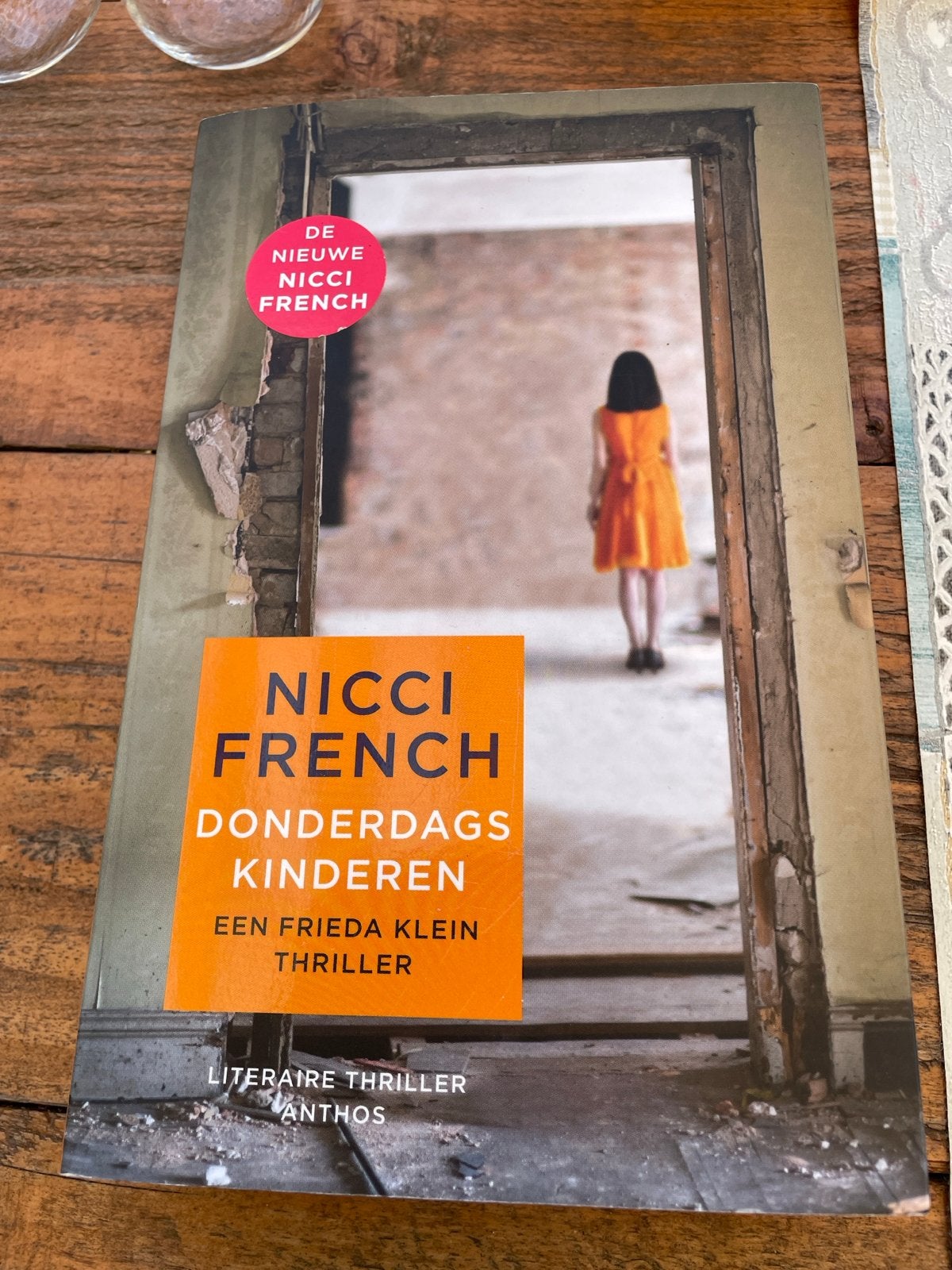 Nicci French - Donderdagskinderen (Frieda Klein thriller), Boeken, Thrillers, Ophalen of Verzenden, Zo goed als nieuw, Europa overig