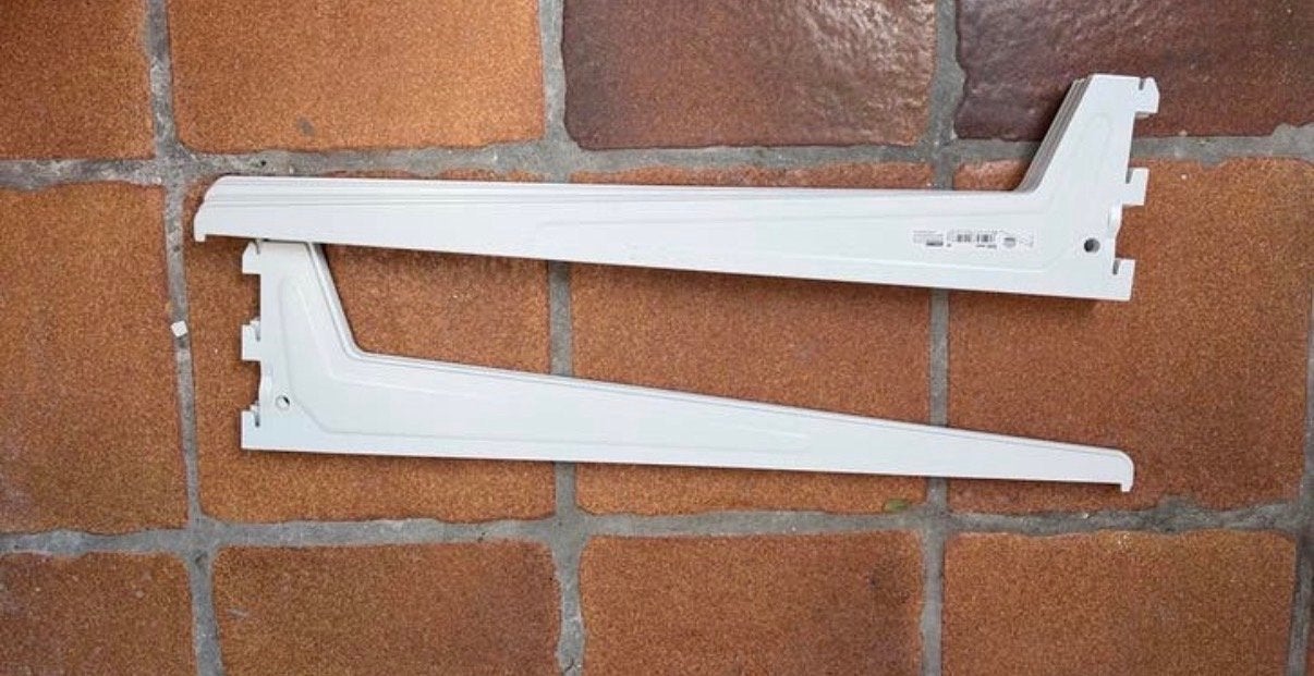 Nieuwe witte wanddragers 50 cm voor wandrail (evt. bruine), Ophalen, Nieuw, Wit, Metaal