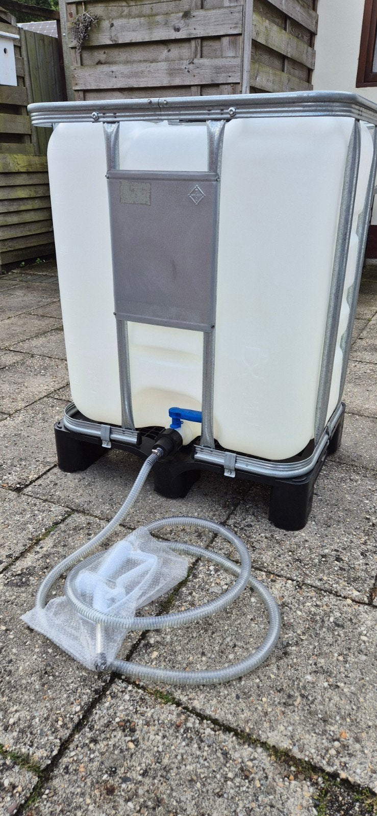 IBC 300L brandstofopslag jerrycan brandstoftank, Auto diversen, Overige Auto diversen, Ophalen