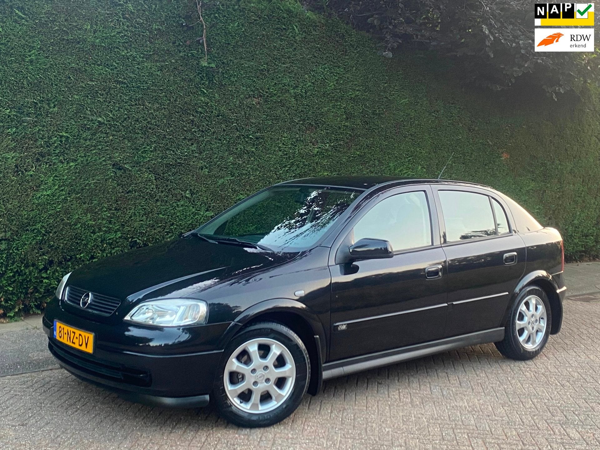 Opel Astra 1.6 RIJDT NIEUW/AIRCO KOUD/ZEER NETJES/CRUISE/APK, Auto's, Voorwielaandrijving, Stof, Gebruikt, Zwart