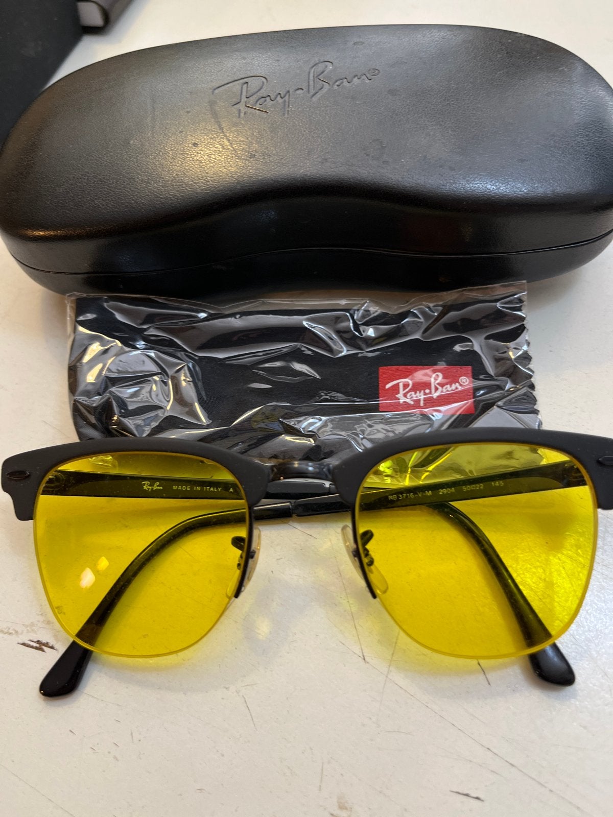 Ray-Ban Clubmaster nachtbril met gele glazen, Geel, Ophalen of Verzenden, Zo goed als nieuw, Ray-Ban