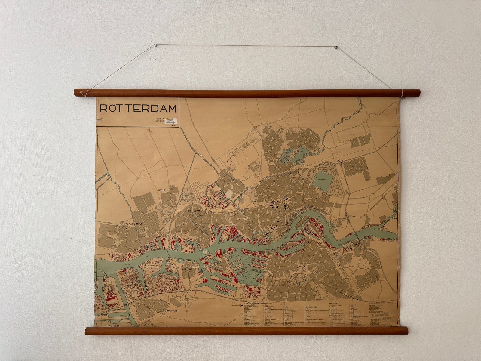 Vintage wandkaart Rotterdam 73X98 CM, Boeken, Atlassen en Landkaarten, Landkaart, 1800 tot 2000, Nederland, Ophalen