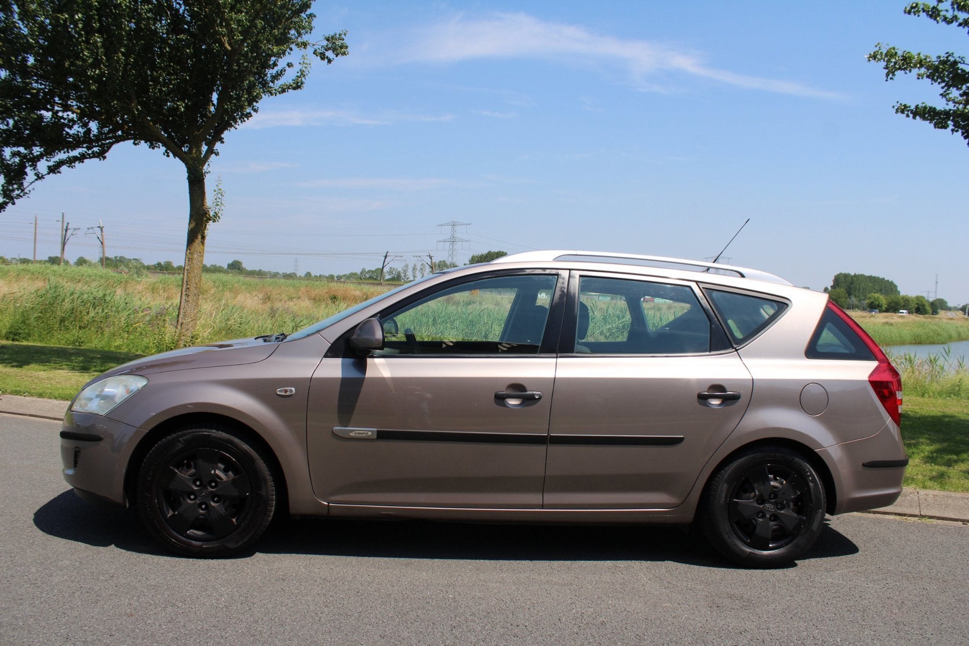 Kia Cee'd Sporty Wagon 1.4 X-tra Airco, Voorwielaandrijving, Stof, Gebruikt, Zwart