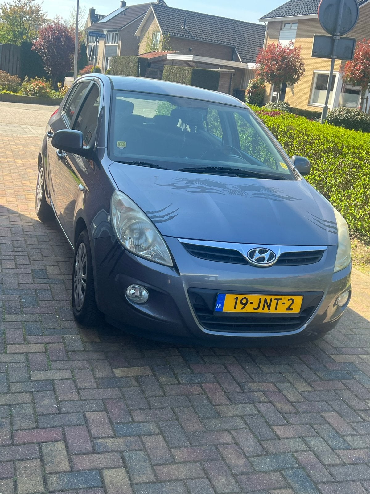 Hyundai i20 1.4 5-DRS 2009 Grijs met airco Nap, Voorwielaandrijving, 450 kg, 40 €/maand, 4 cilinders