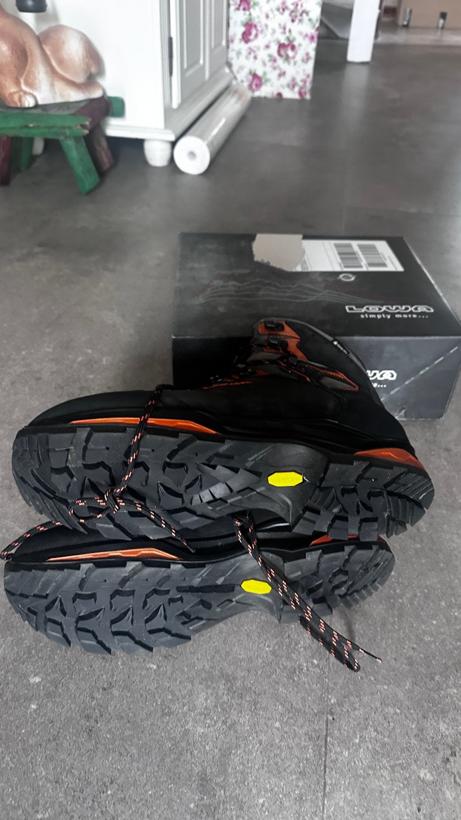 Lowa camino evo gtx Wandelschoenen - Maat 45 (UK 10.5), Ophalen of Verzenden, Nieuw, Schoenen