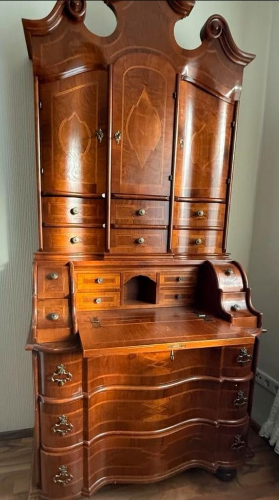 Antieke secretaire, Ophalen