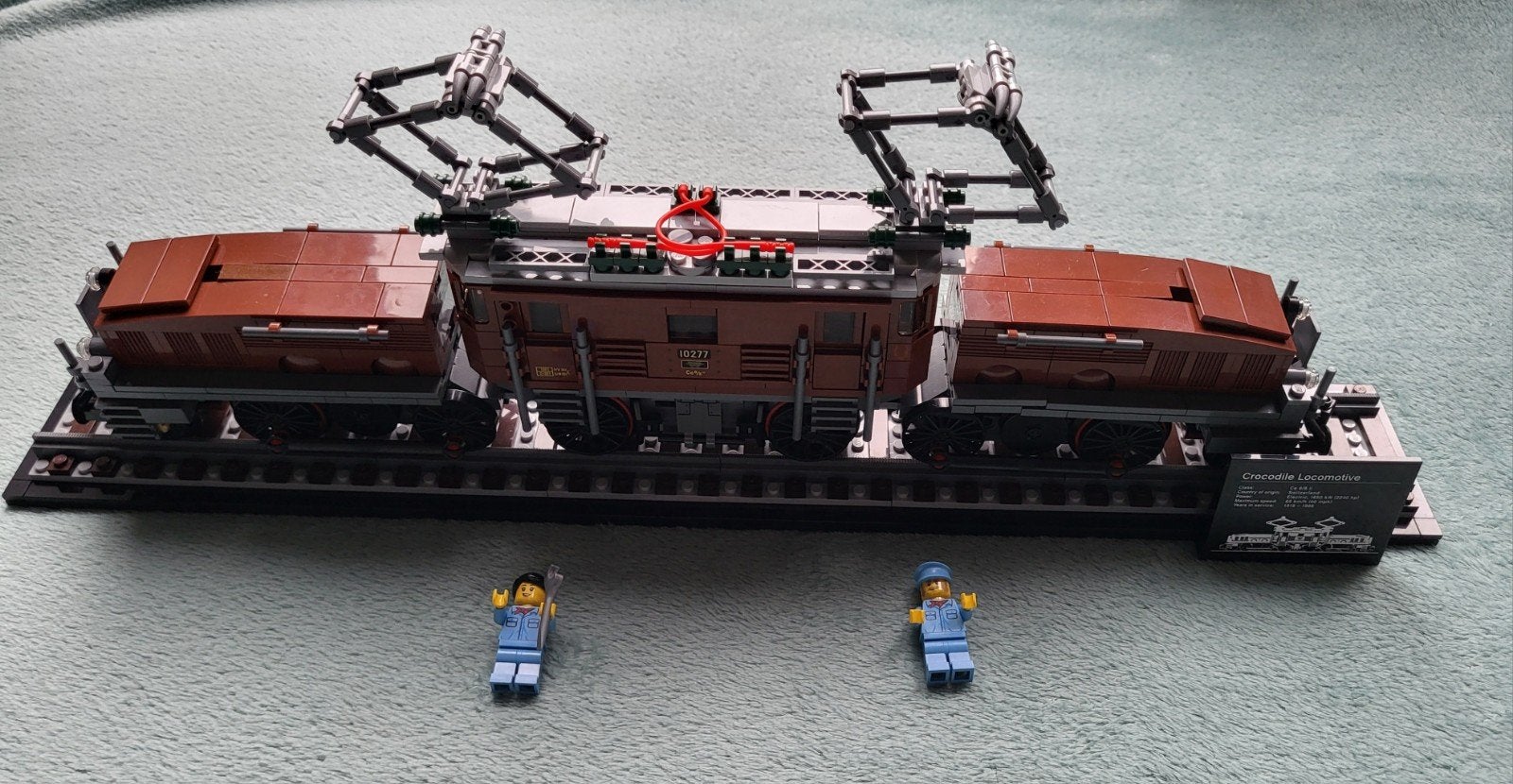 Lego trein Crocodille locomotief (set 10277) + bouw boekje., Lego, Compleet, Ophalen of Verzenden, Zo goed als nieuw