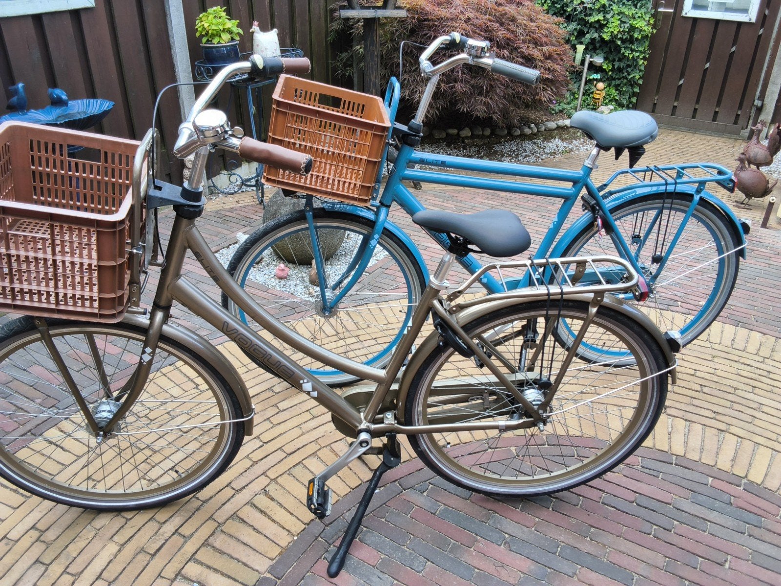 2 st prachtige VOGUE ELITE stads/ school fietsen 7 versn,, Fietsen en Brommers, Fietsen | Dames | Omafietsen, Zo goed als nieuw