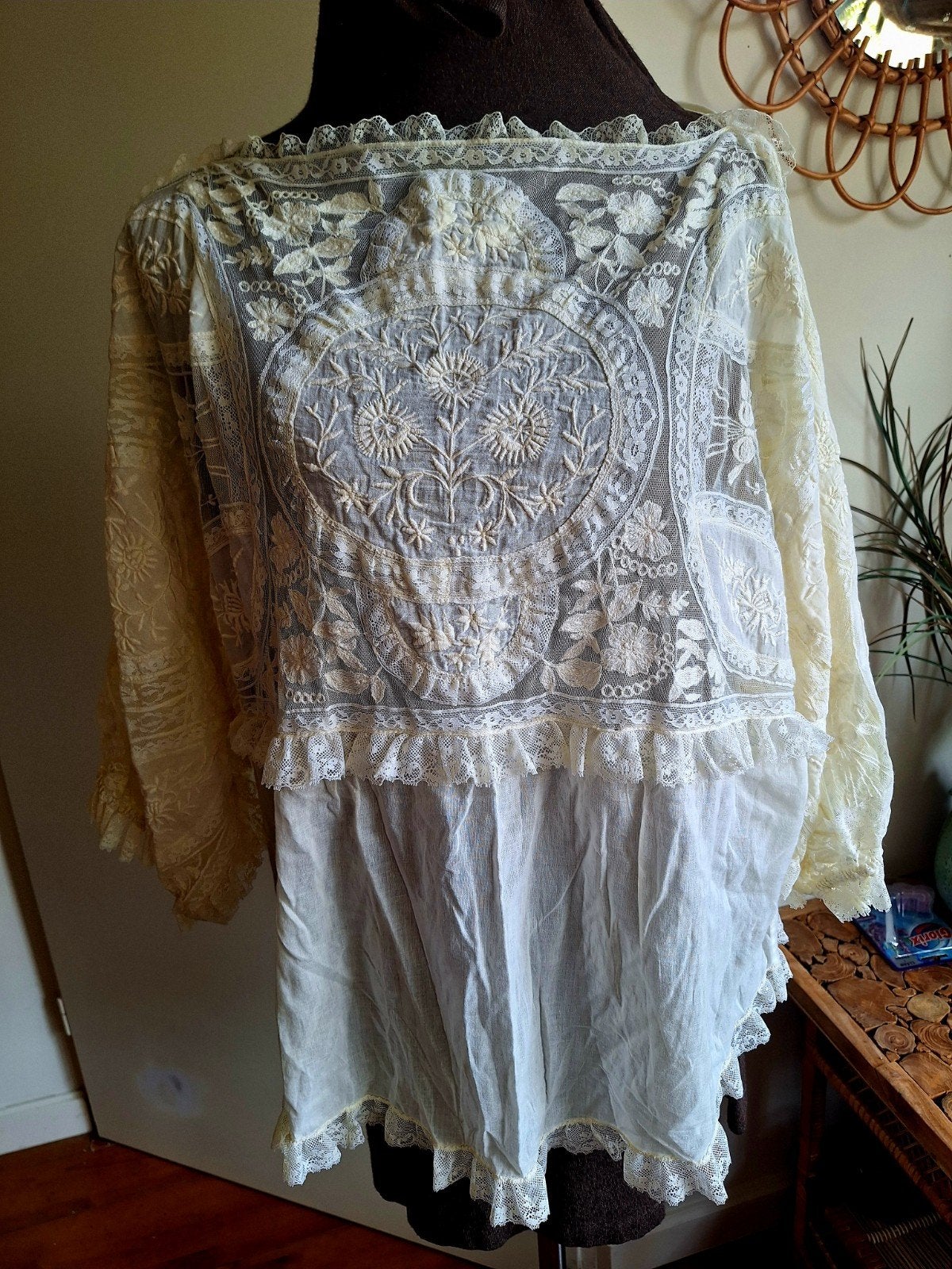Blouse maat l xl 44 46 geel creme kant, Kleding | Dames, Ophalen of Verzenden, Zo goed als nieuw, Maat 46/48 (XL) of groter, Overige kleuren