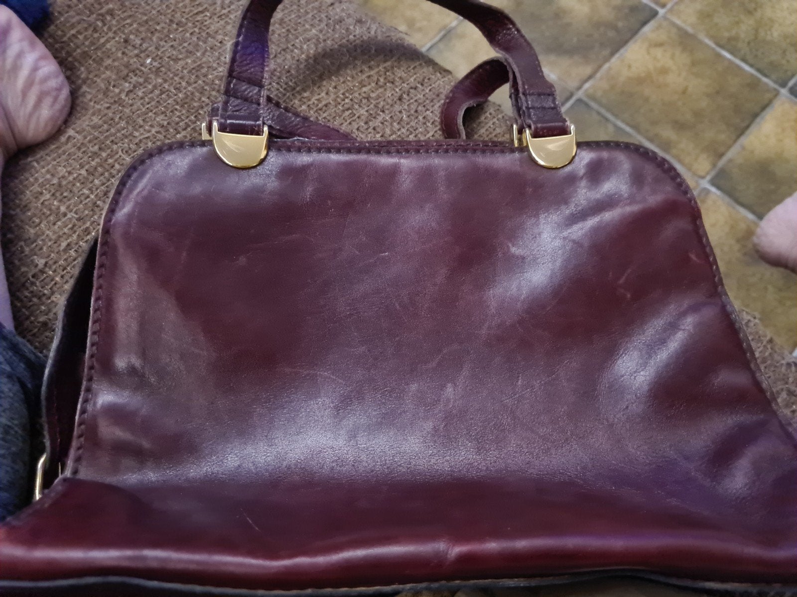 Vintage bordeaux kleurige leren tas, Ophalen of Verzenden, Zo goed als nieuw, Handtas