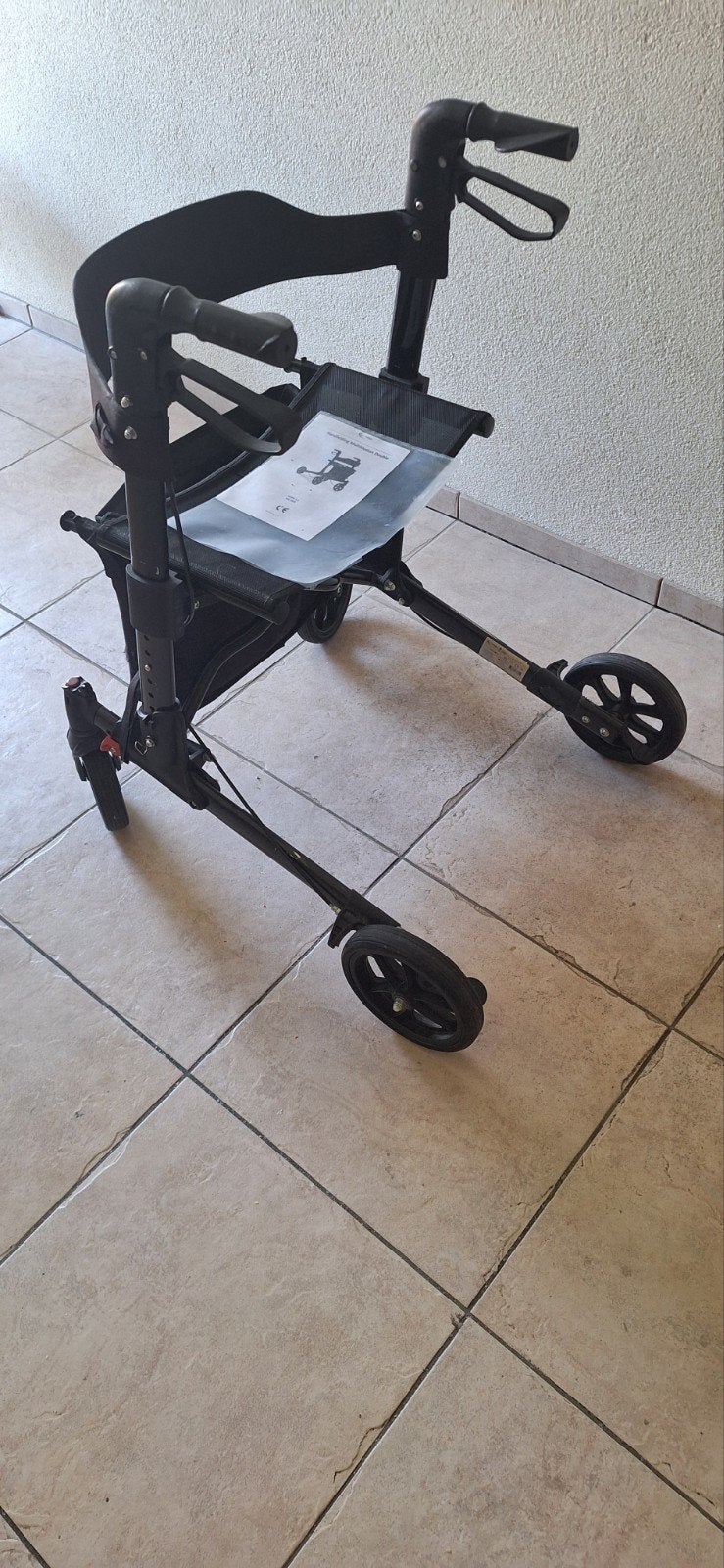Rollator lichtgewicht. Multimotion double, Diversen, Rollators, Ophalen, Opvouwbaar, Zo goed als nieuw