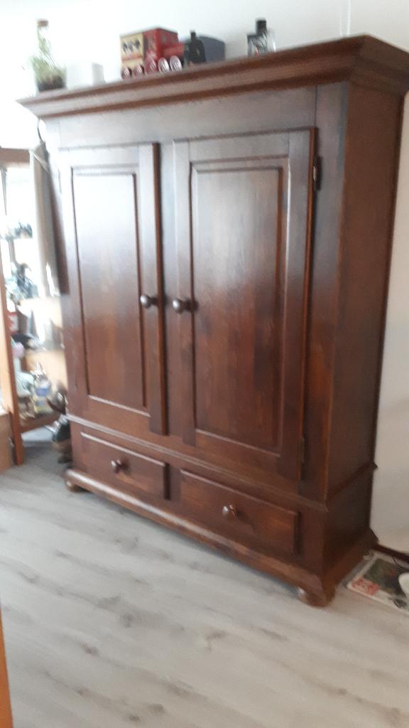 KAST eikenkast met twee deuren en twee laden, Ophalen, Gebruikt, Met deur(en), Zie afbeelding