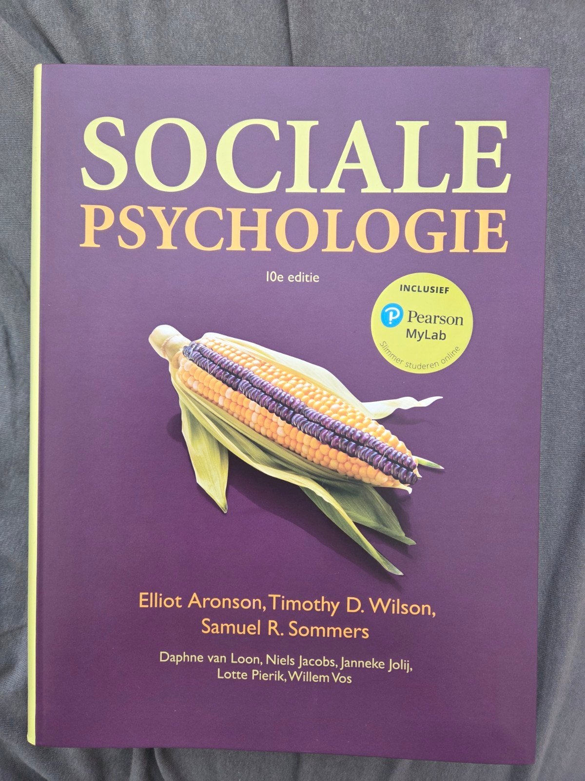 Sociale psychologie, 10e editie met MyLab NL toegangscode, Ophalen, Elliot Aronson; Timothy D. Wilson; Samuel R. Somers, Zo goed als nieuw