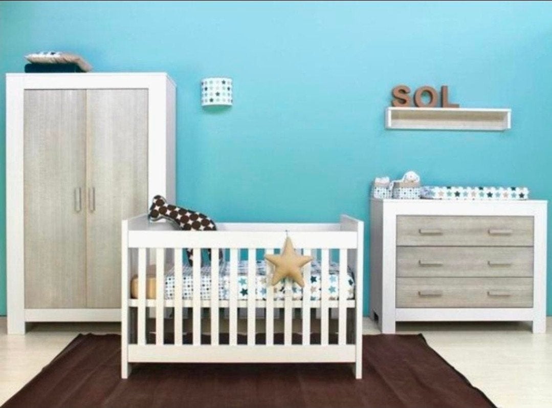Bopita babykamer: ledikant, commode, kledingkast, wandplank, Ophalen, Gebruikt, Jongetje of Meisje