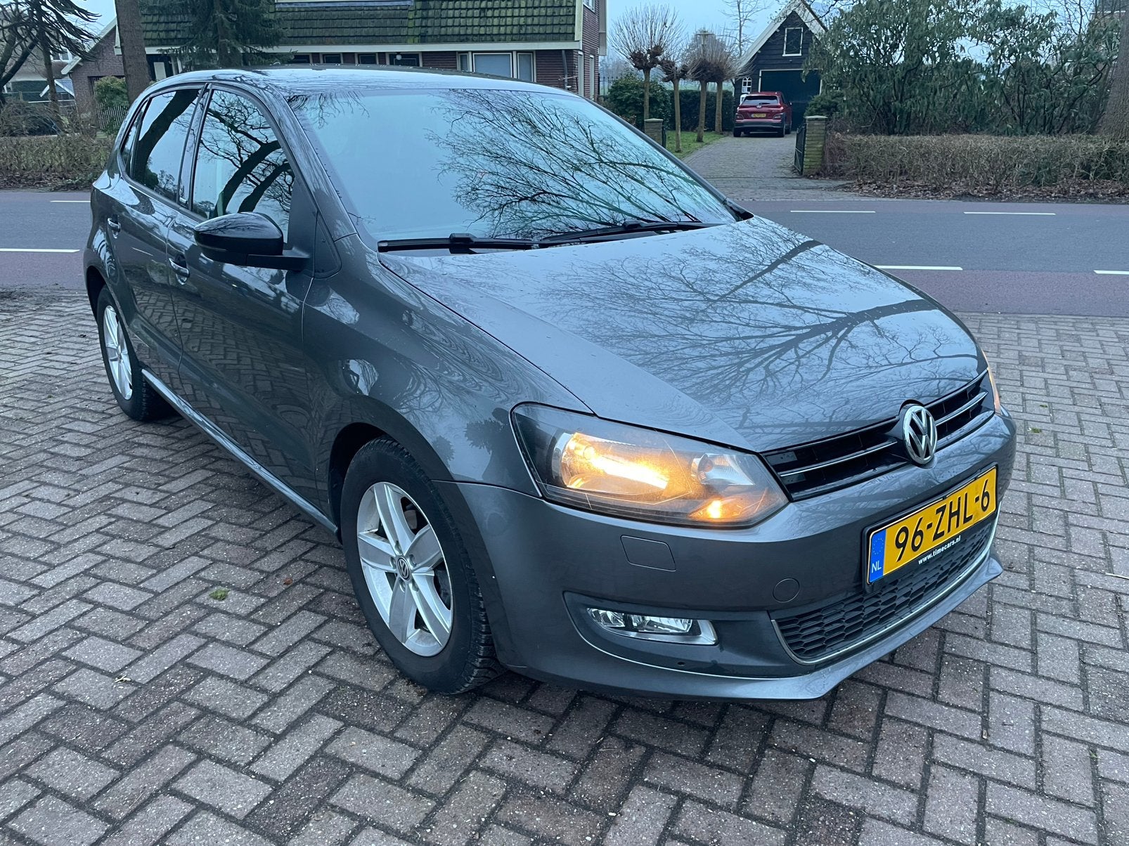 Volkswagen Polo 1.6 TDI 66KW 2012 Grijs APK 158.000 KM!!!.., Voorwielaandrijving, 1057 kg, 4 cilinders, 570 kg