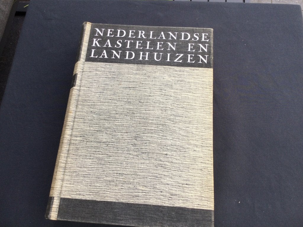 Nederlandse kastelen en landhuizen. Van Gulick, Ophalen of Verzenden, Gelezen