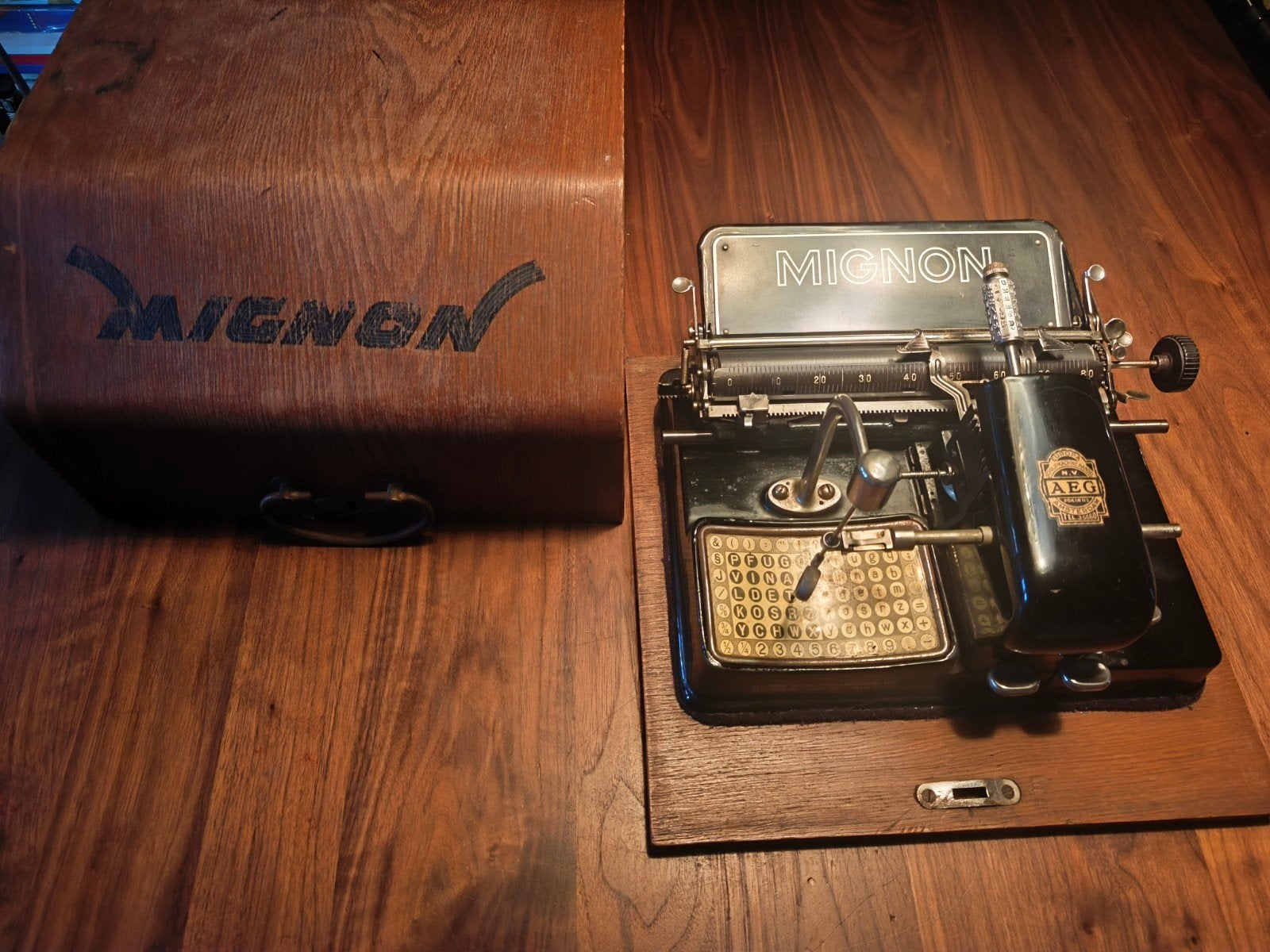 AEG Mignon Modell 4 typemachine, Ophalen