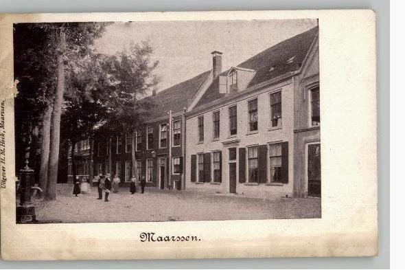 Maarssen Prachtkaart dorpspomp links uitg H.M. Heek 1901
