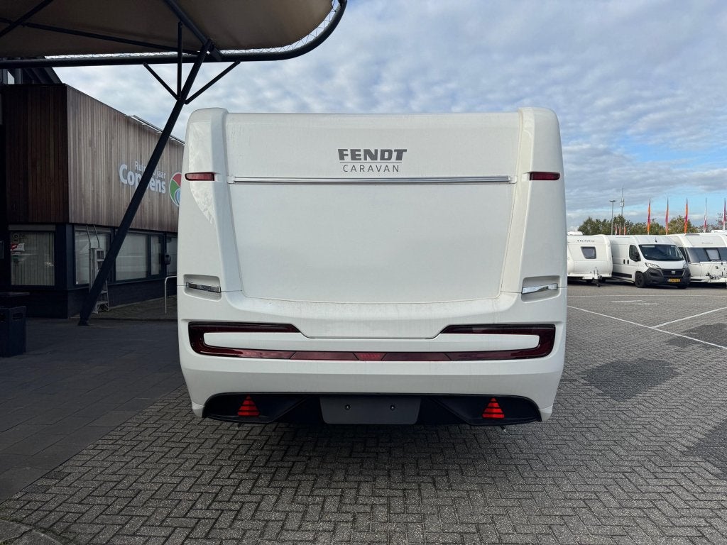 Fendt Apero Activ 560 SKM 2027 STAPELBED!!!, Lengtebed, Bedrijf, Treinzit, Serviceluik