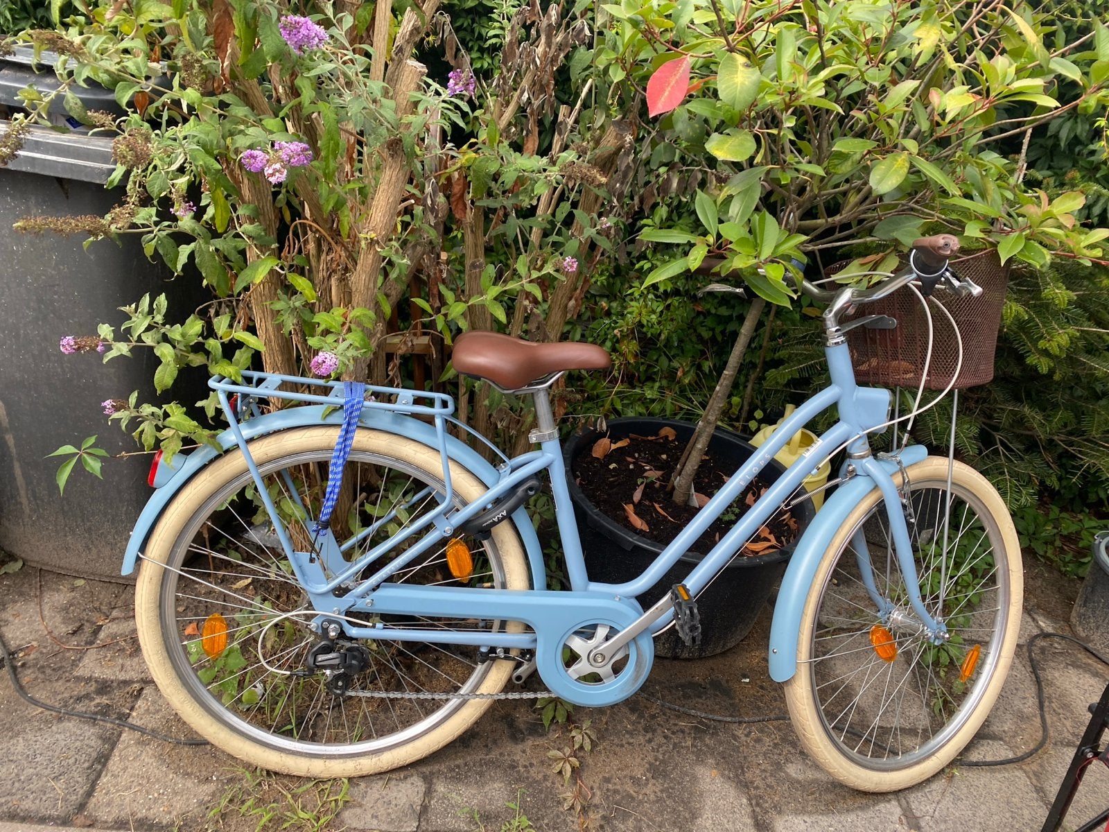 blauwe fiets, Fietsen en Brommers, Fietsen | Dames | Damesfietsen, Gebruikt, Velgrem, Versnellingen, Minder dan 47 cm