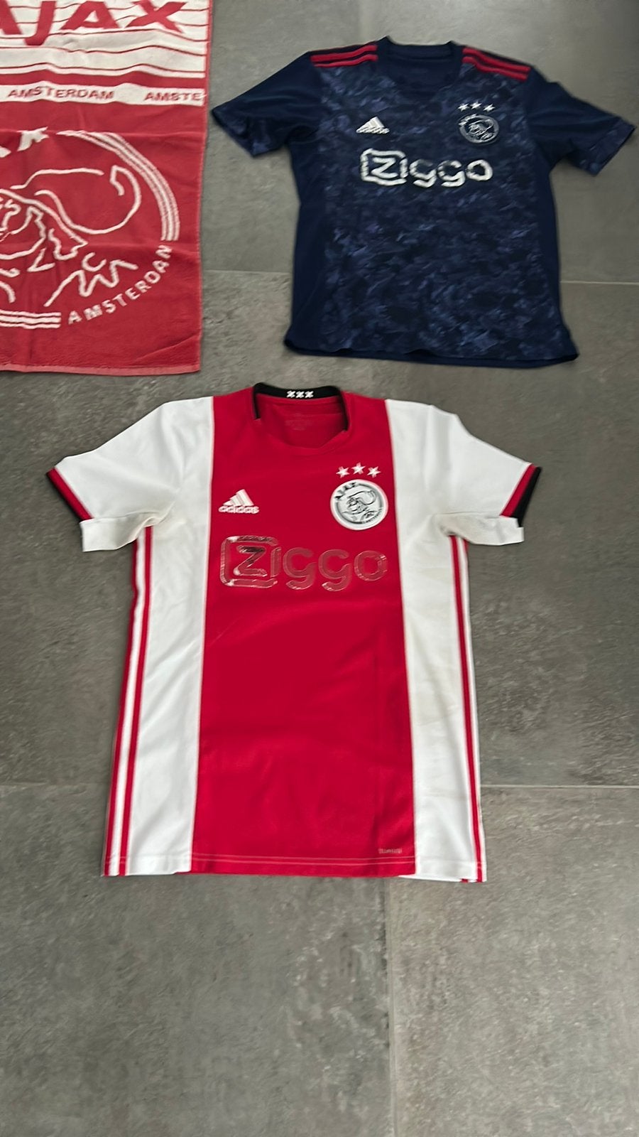 Ajax shirts en handdoek, Maat S, Ophalen of Verzenden, Gebruikt, Shirt