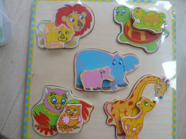 Beschrijving houten puzzel dieren met kind, 2 tot 4 jaar, Verzenden, Nieuw, Van hout