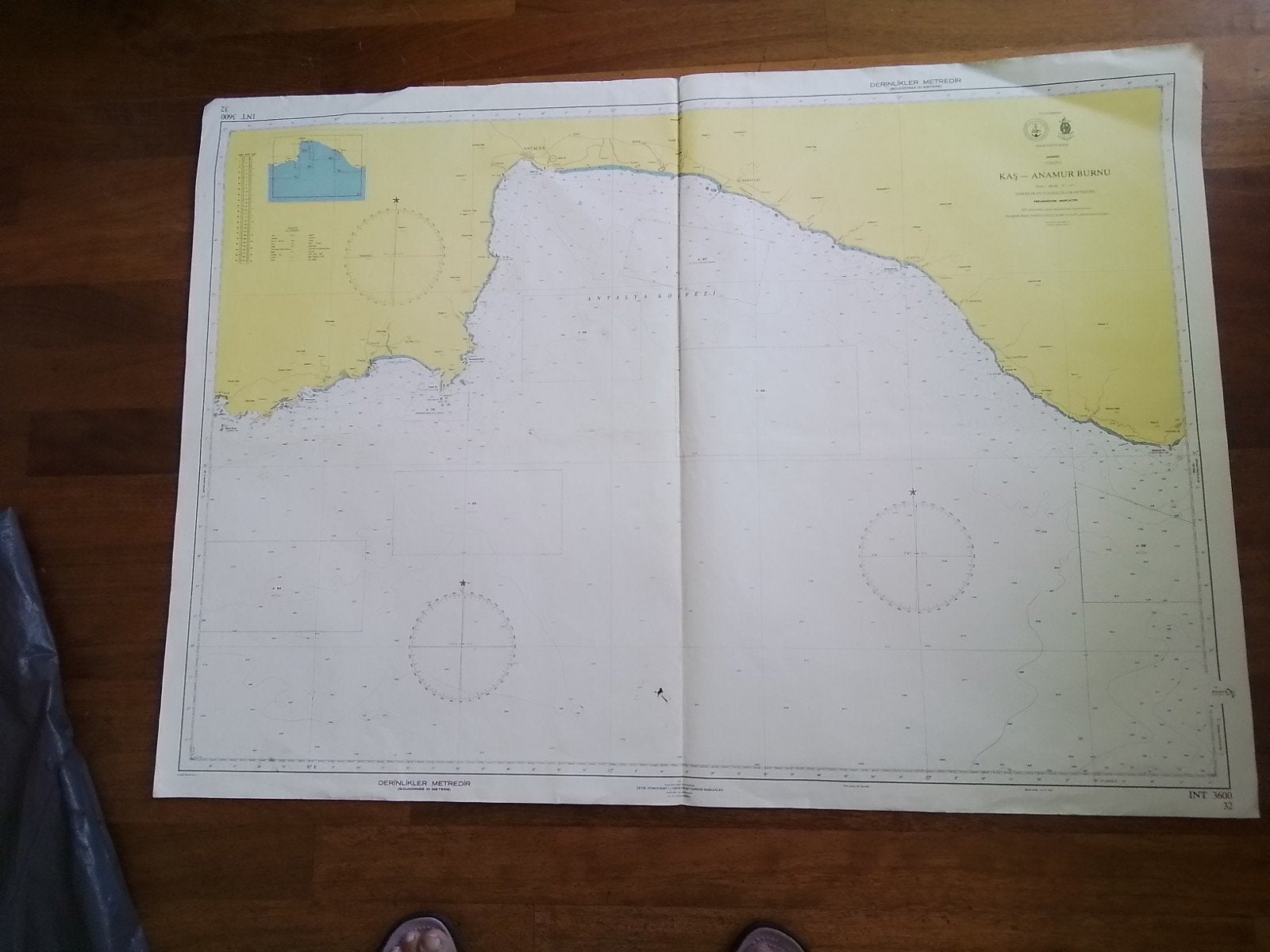 Oude, gebruikte zeekaarten, Ophalen