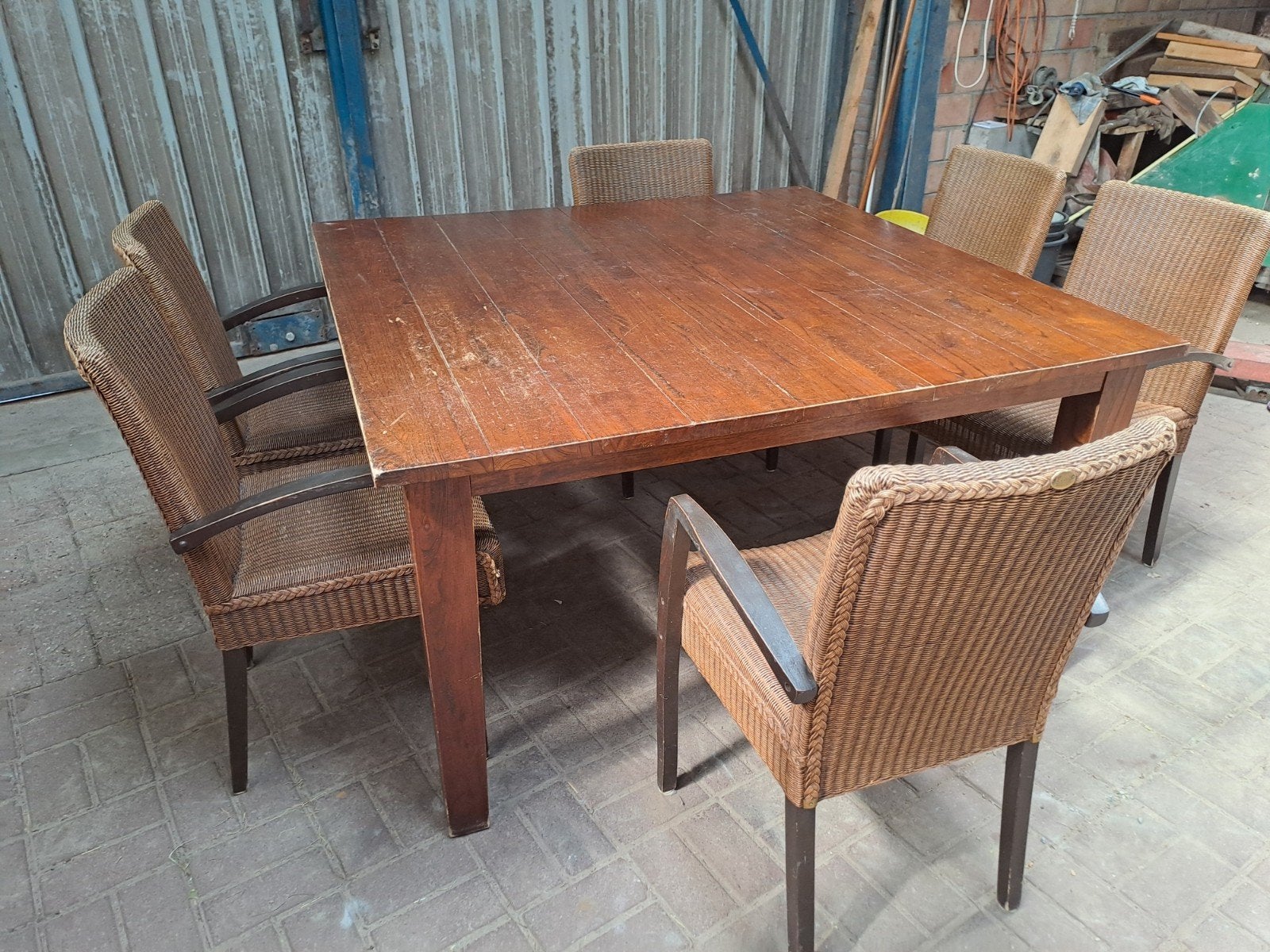 Keuken tafel  140 cmx140 cm en 6 stoelen, Ophalen of Verzenden, Gebruikt, 4 tot 6 stoelen