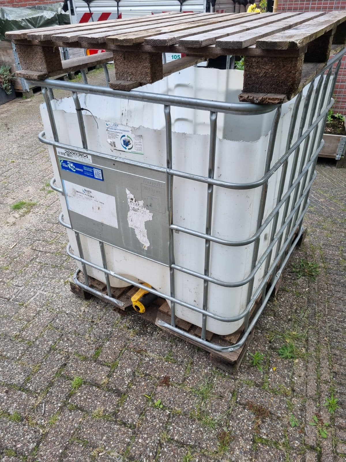 Ibc krat met afgezaagd vat., 150 liter of meer, Ophalen
