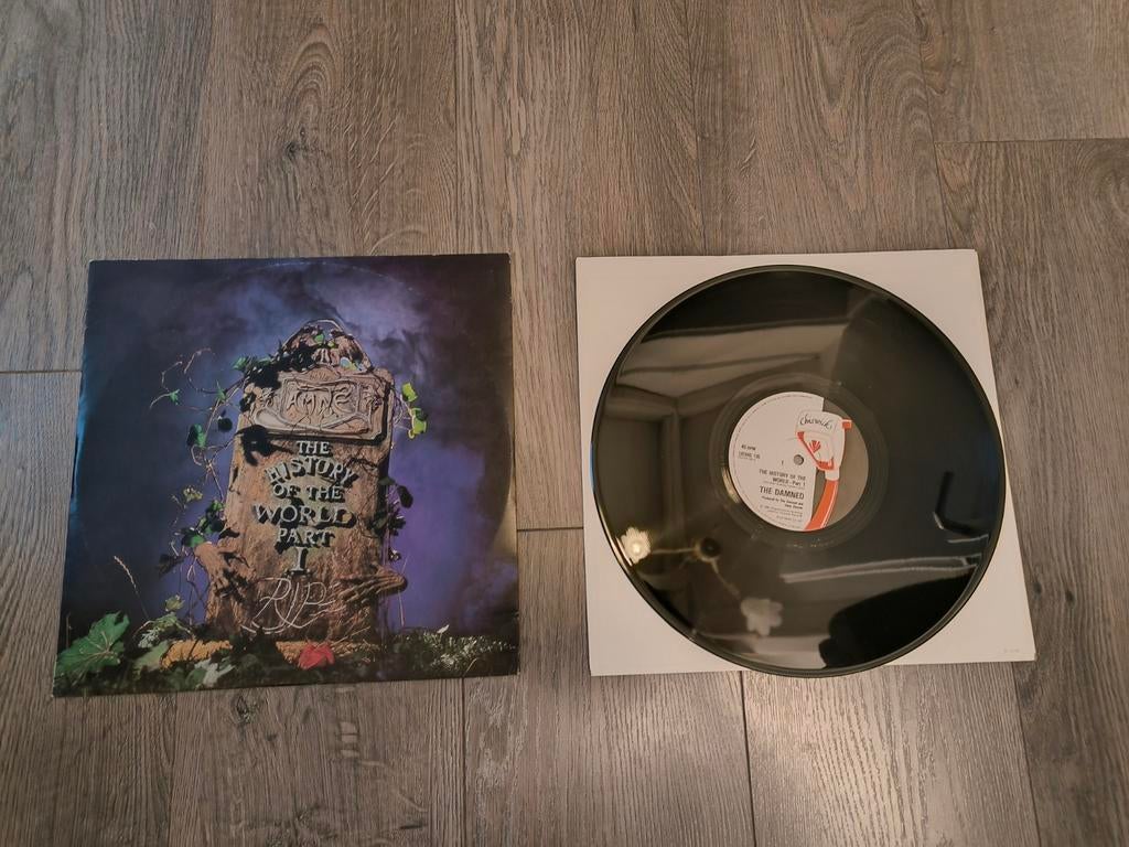 12" the damned the history of the world part 1, Cd's en Dvd's, Vinyl Singles, Ophalen of Verzenden, Zo goed als nieuw, 12 inch