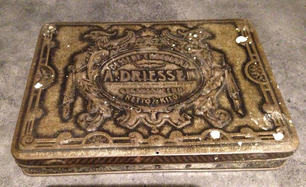 blik Dessert-chocolaad A. Driessen 1912, Verzamelen, Blikken, Ophalen of Verzenden, Gebruikt, Overige, Overige merken