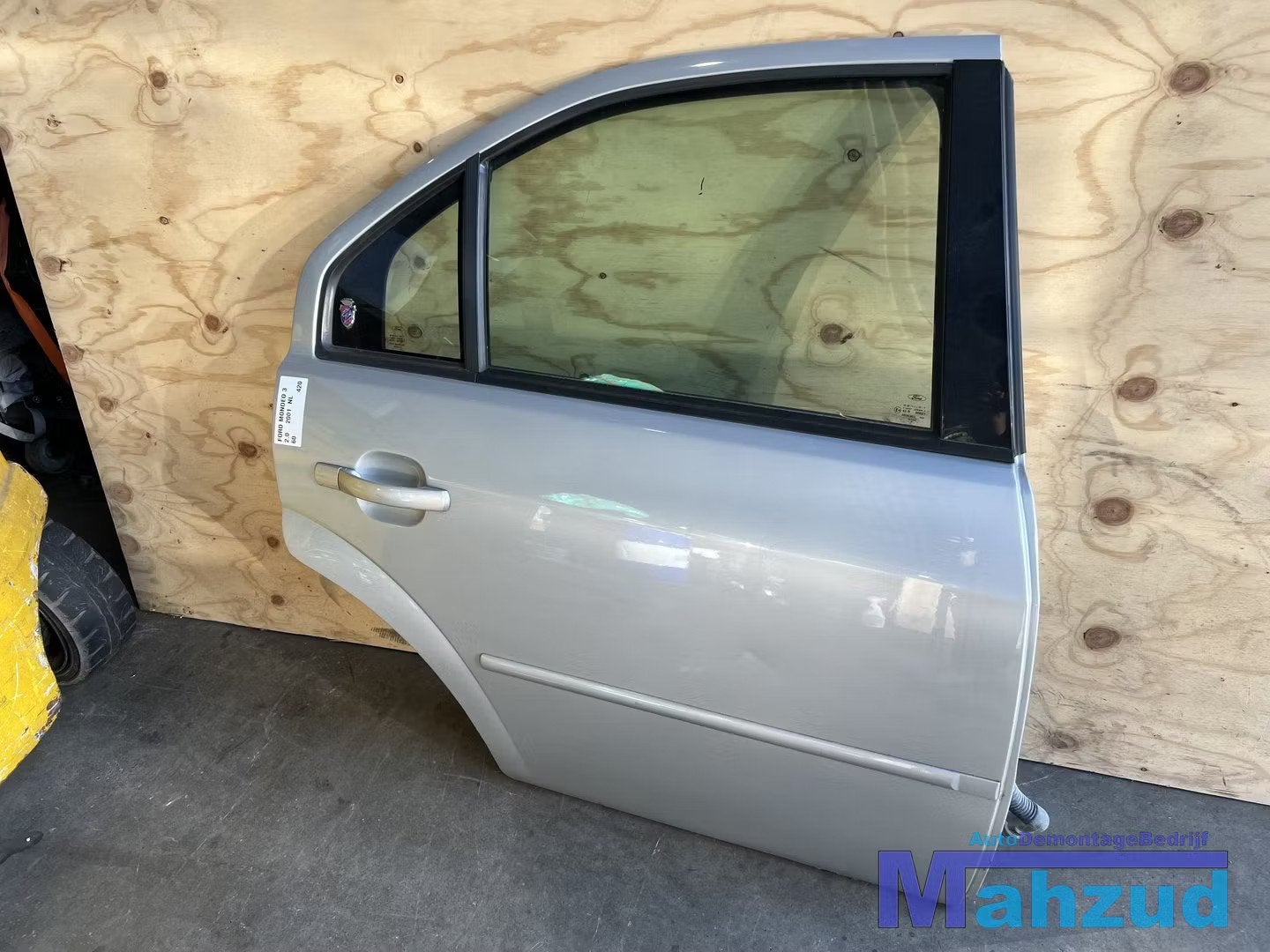 FORD MONDEO 3 zilver 60 6O rechts achter deur portier 2000-2, Auto-onderdelen, Gebruikt, Deur, Info@ford.com, Achter