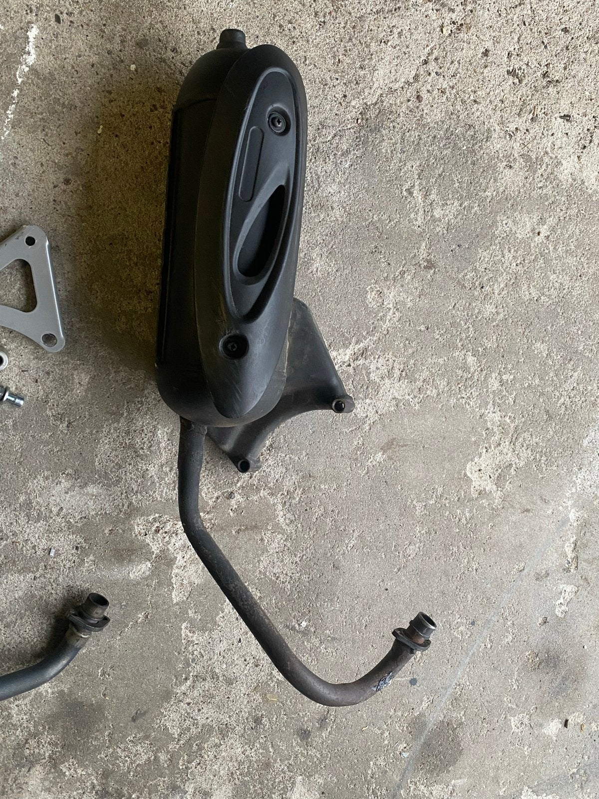 Piaggio Zip 4t v2 uitlaat - Lekdicht en in goede staat, Fietsen en Brommers, Brommeronderdelen | Scooters, Ophalen, Gebruikt, Uitlaat