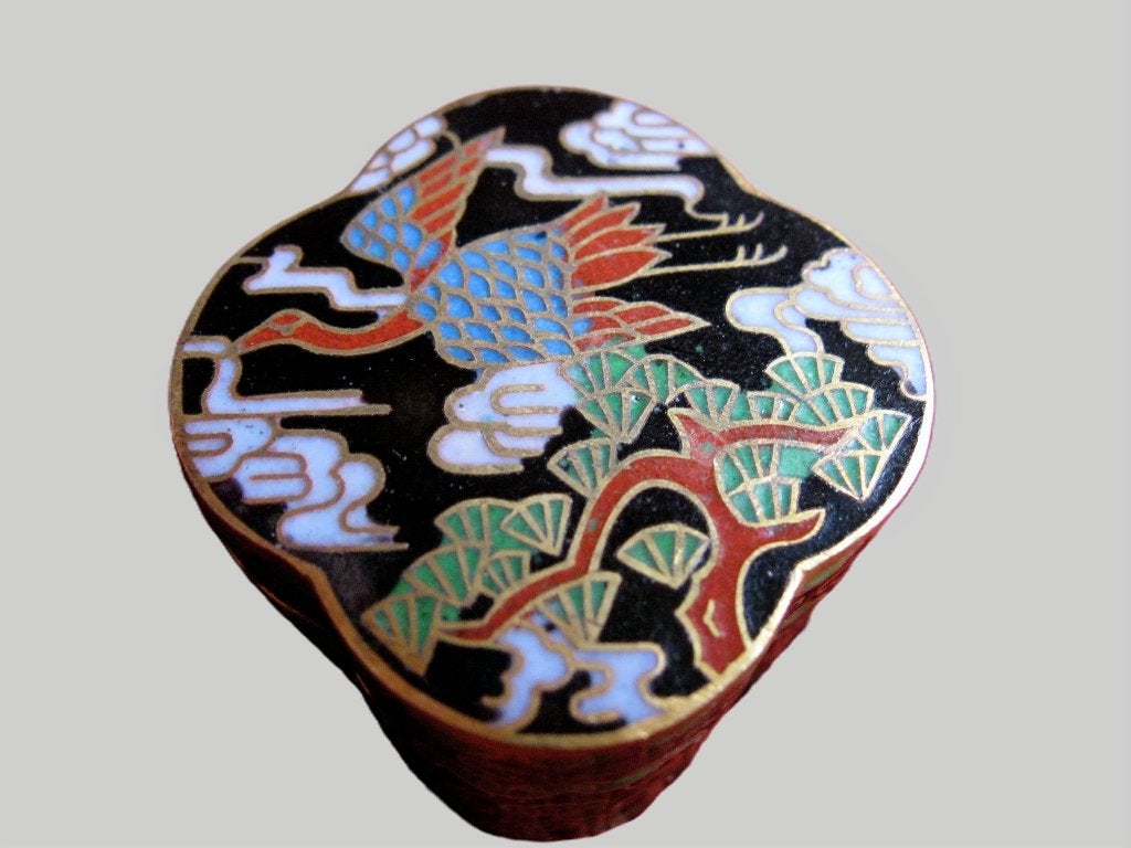 emaille cloisonné pillendoos snuffbox., Ophalen