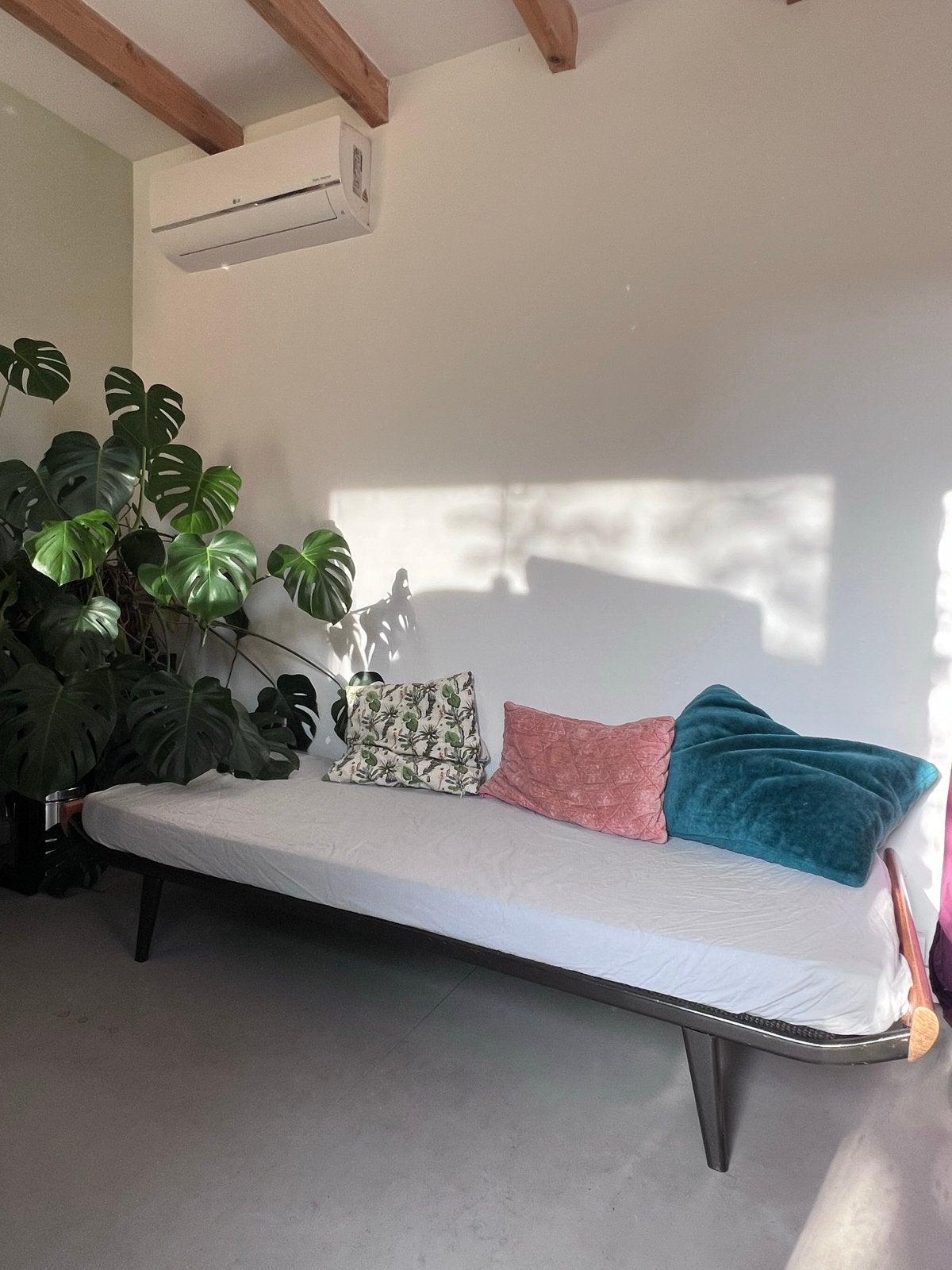 Vintage Daybed Auping Cleopatra / Eenpersoonsbed met Matras, Ophalen, Gebruikt, Eenpersoons, Zwart